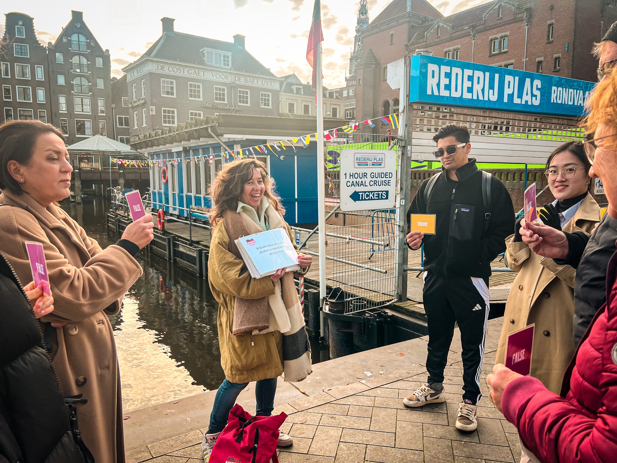 Hello Amsterdam Family Walking Tour True and false game
